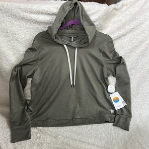 Vuori Halo Essential Hoodie - green- size Large